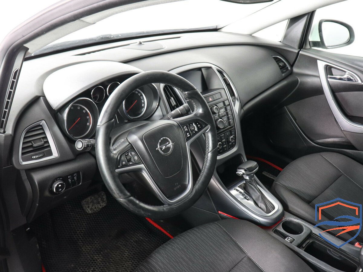 Opel - Opel Astra J Рестайлинг, 2013