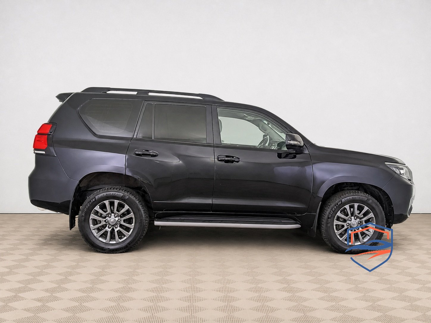 Toyota - Toyota Land Cruiser Prado, 2019