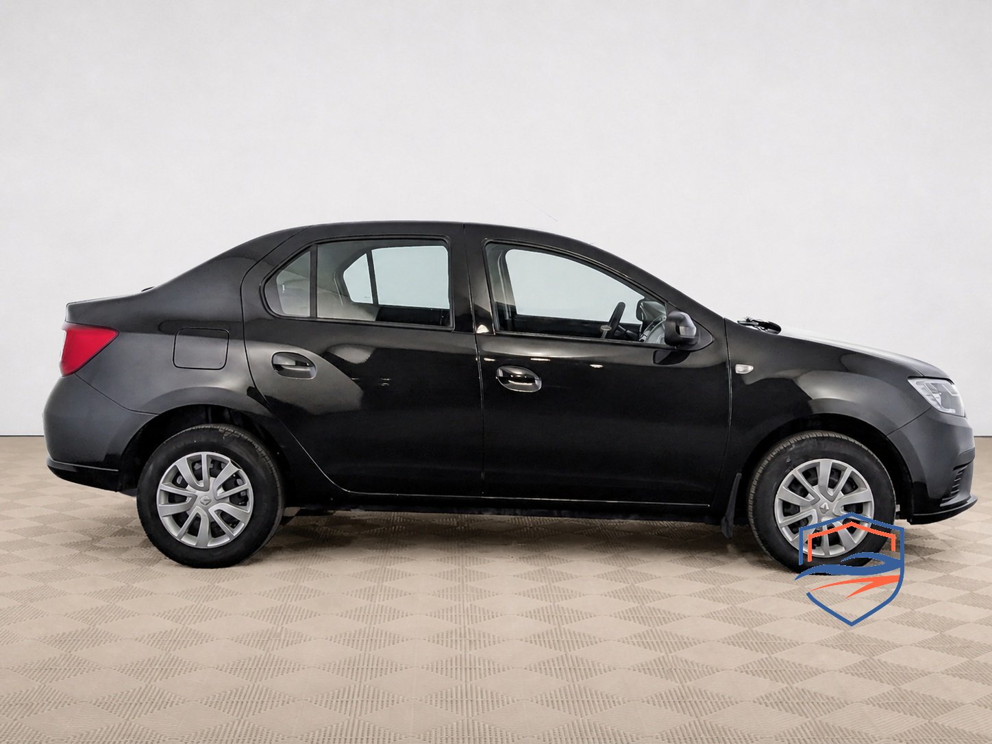 Renault - Renault Logan, 2021