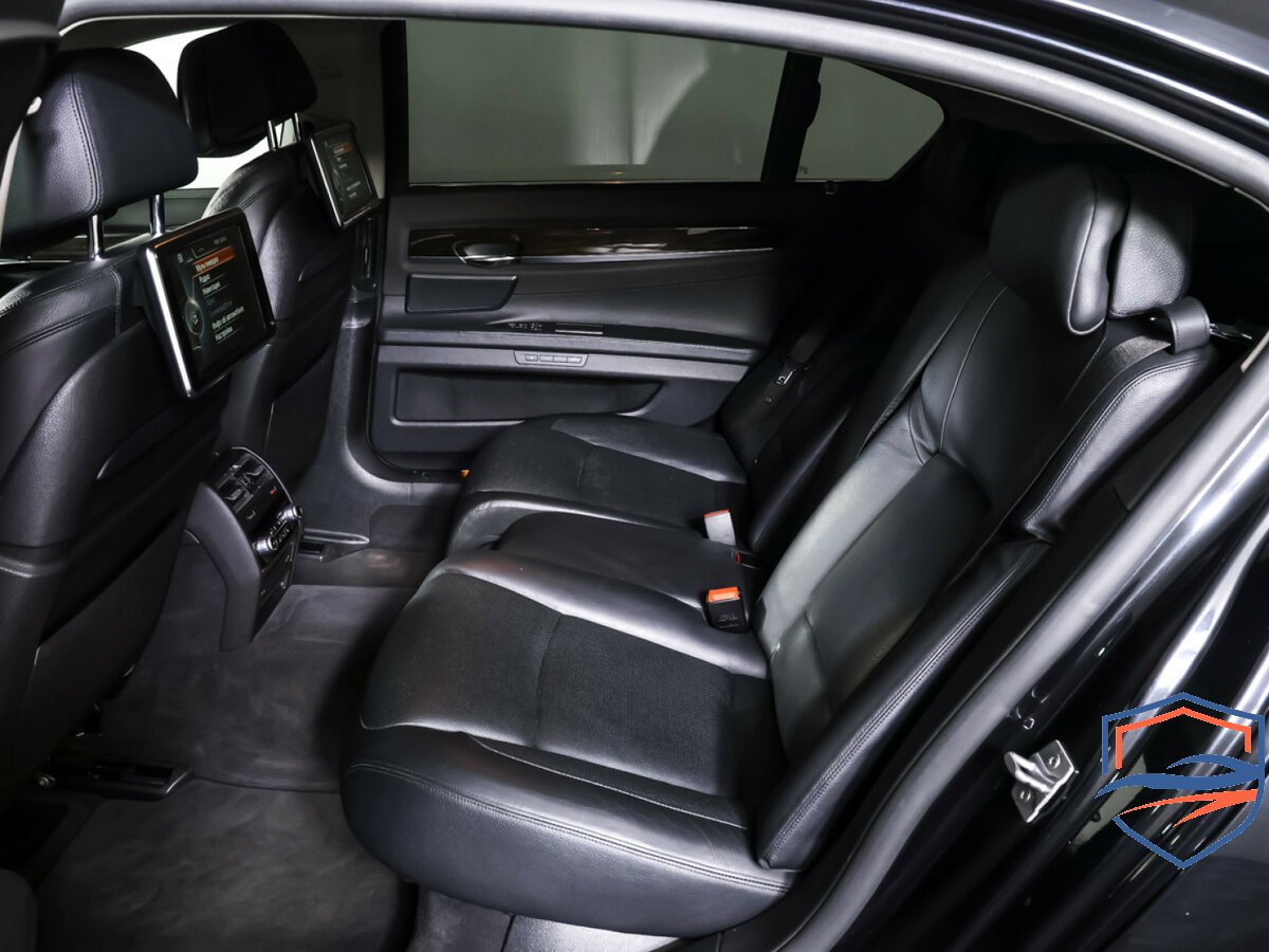 BMW - BMW 7 серии Long 740Li xDrive V (F01/F02/F04) Рестайлинг, 2014