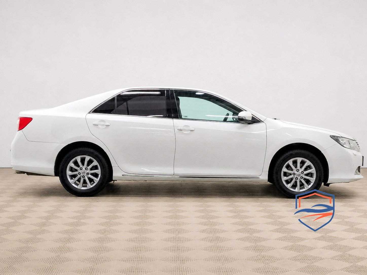 Toyota - Toyota Camry, 2014