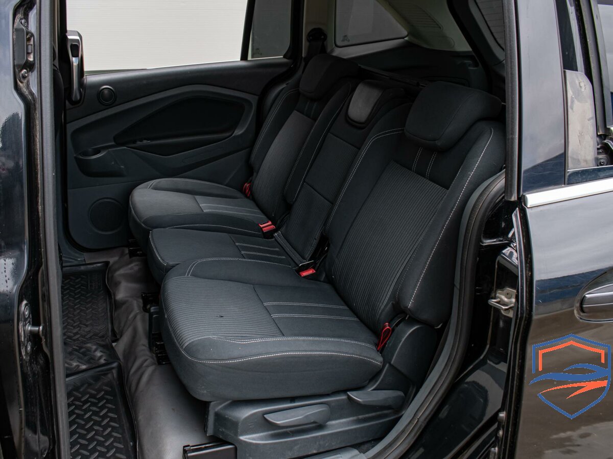 Ford - Ford C-MAX II, 2010