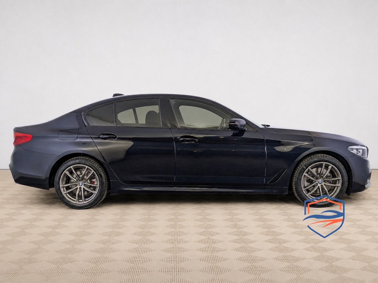 BMW - BMW 5 серии, 2020