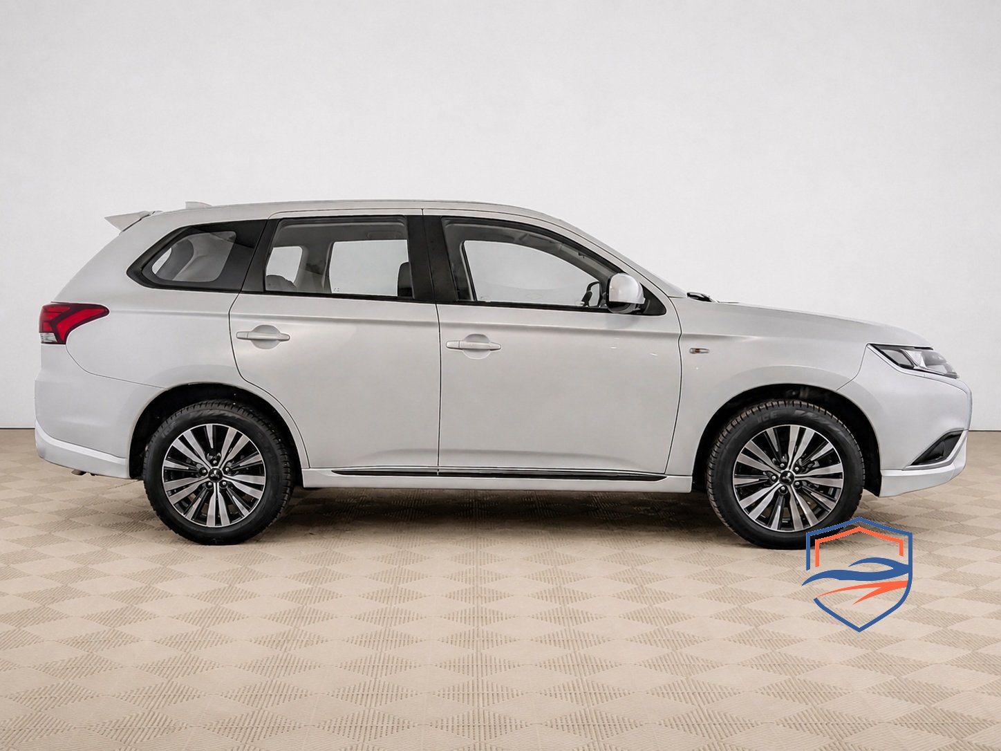 Mitsubishi - Mitsubishi Outlander, 2022