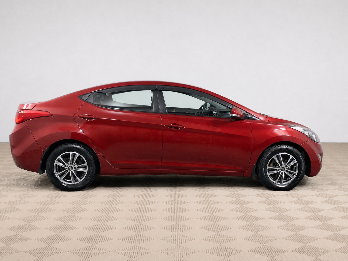 Hyundai - Hyundai Elantra, 2011