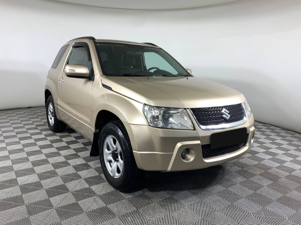 Suzuki - Suzuki Grand Vitara, 2010