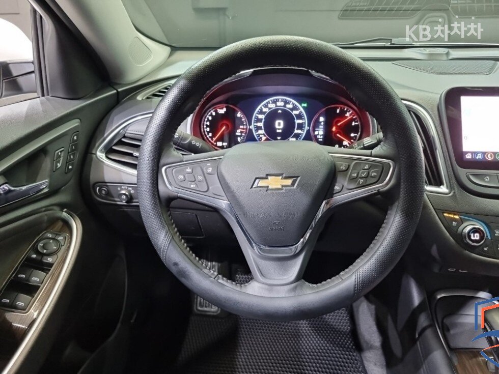 Chevrolet - Chevrolet Malibu IX Рестайлинг, 2022