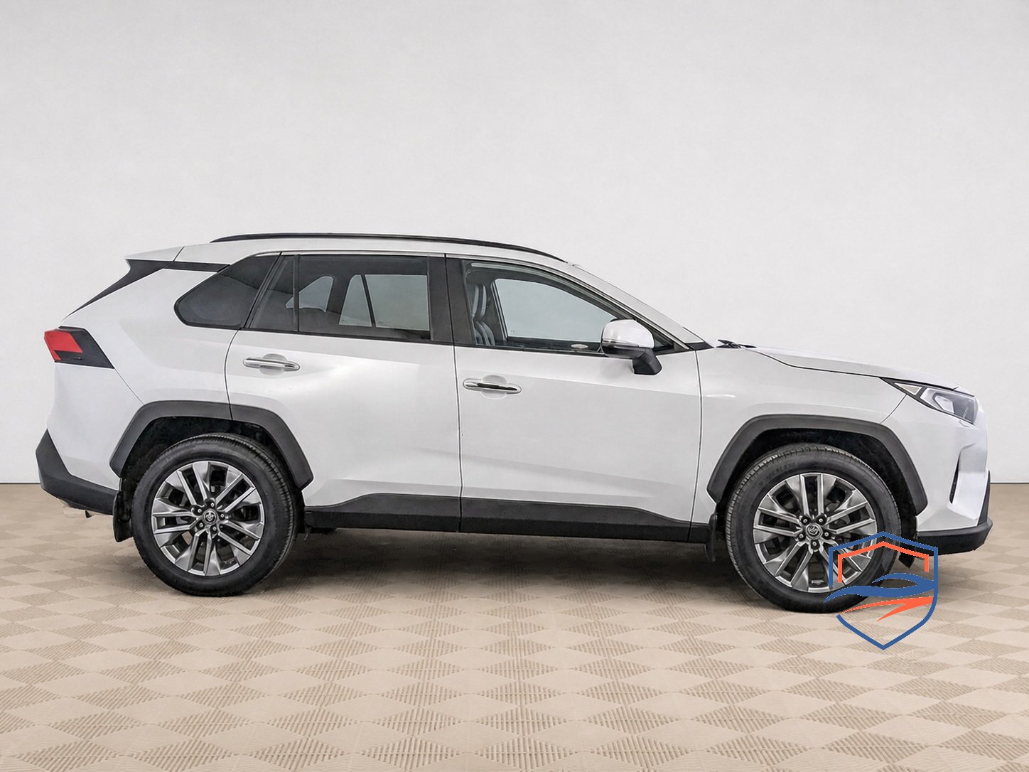 Toyota - Toyota RAV4 V (XA50), 2020