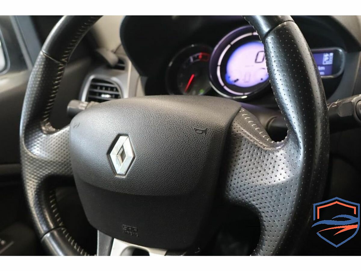 Renault - Renault Megane III Рестайлинг, 2013