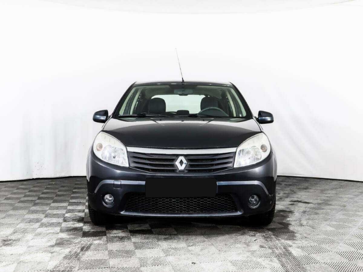 Renault - Renault Sandero, 2010