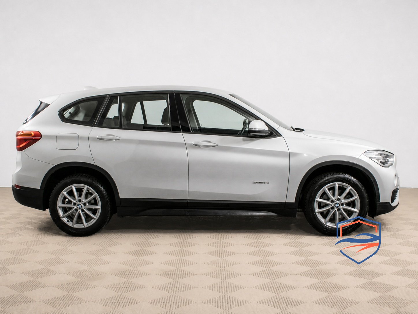 BMW - BMW X1 18i sDrive II (F48), 2017